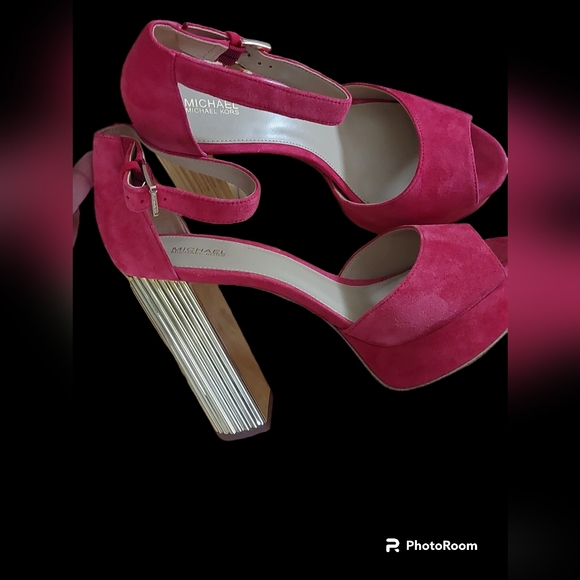 Michael Kors New Red Paloma Platform Heel Size 10 HOST PICK! - Picture 3 of 6